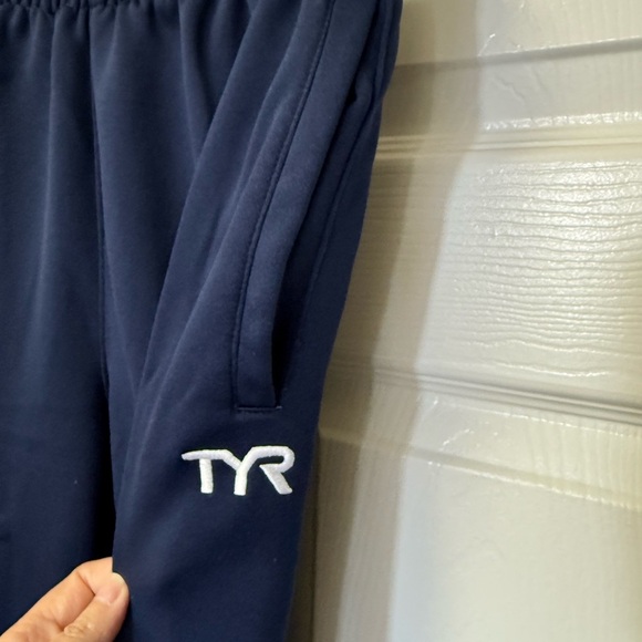 TYR Always in Front Men's Navy Sweatpants Size S - Picture 3 of 8